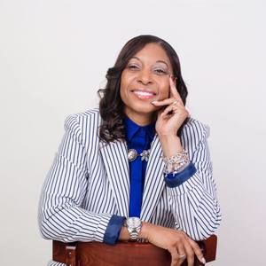 Meet your Posher, Cassandra